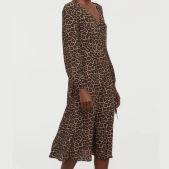 H&M | Leopard Wrap Midi Dress 6 - Picture 1 of 11